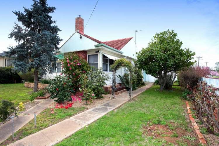 Main view of Homely house listing, 35 Ashmont Avenue, Ashmont NSW 2650