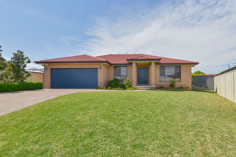Main view of Homely house listing, 14 Merrinee Place, Hillvue NSW 2340
