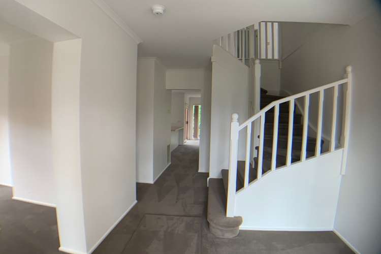 Second view of Homely house listing, 2 Regent Court, Sandringham VIC 3191