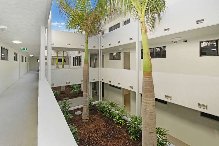 Fifth view of Homely apartment listing, 2/23 Melton Terrace, Townsville City QLD 4810