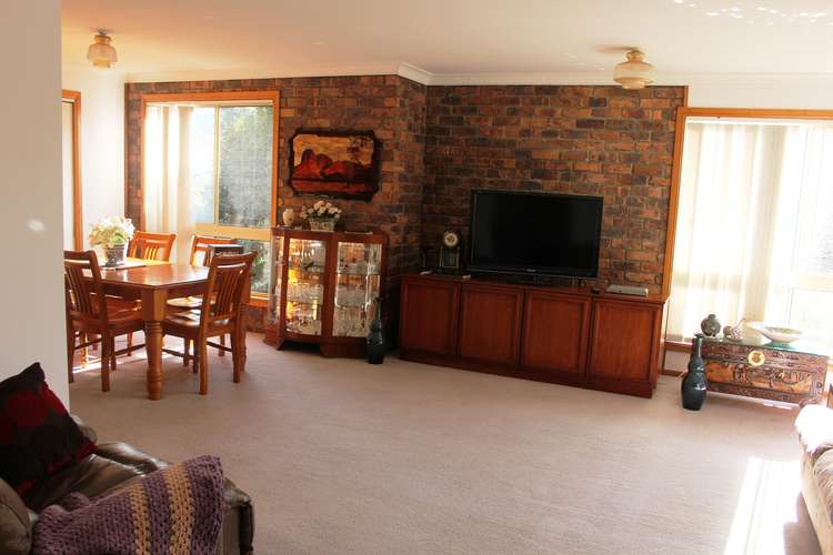 Third view of Homely house listing, 6 Finch Court, Albany Creek QLD 4035