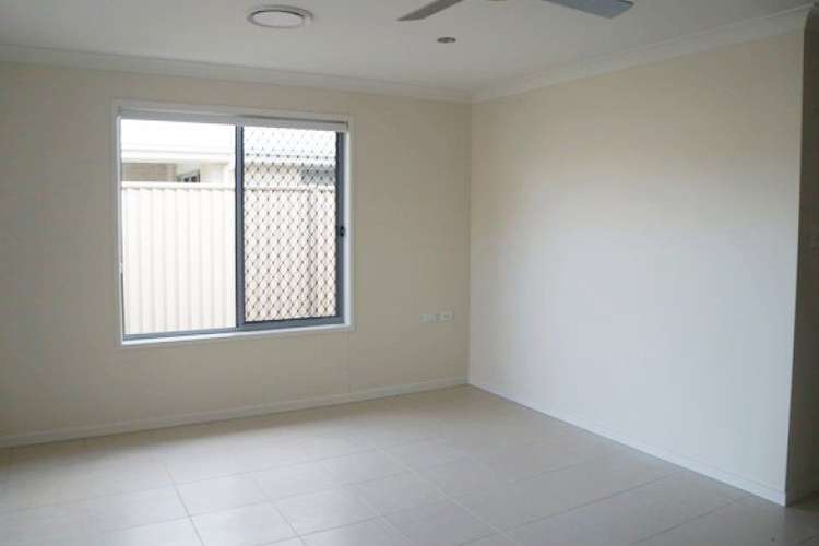 Fourth view of Homely unit listing, 2/7 Ellem Drive, Chinchilla QLD 4413