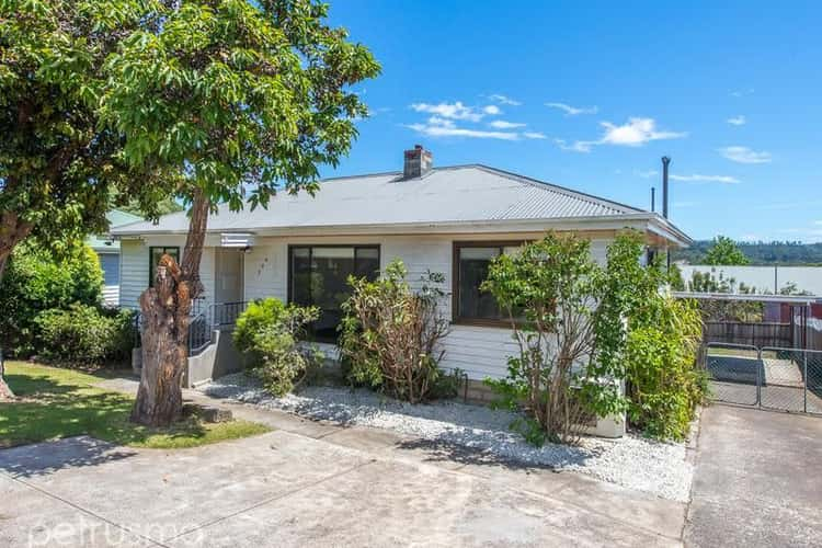 228 Cambridge Road, Warrane TAS 7018