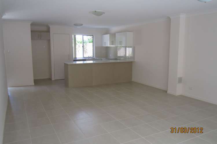 Second view of Homely townhouse listing, 4/13 Victor Street, Birkdale QLD 4159