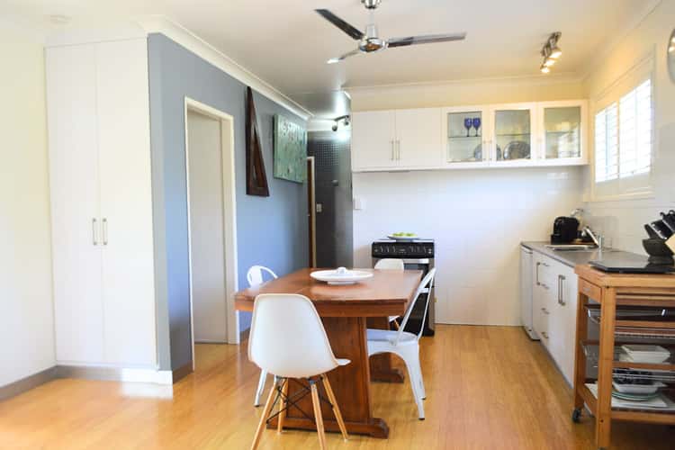 Fifth view of Homely unit listing, 1/28 Mcveigh Street, Kepnock QLD 4670