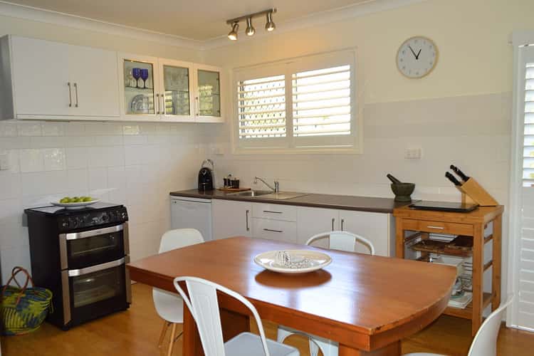 Sixth view of Homely unit listing, 1/28 Mcveigh Street, Kepnock QLD 4670