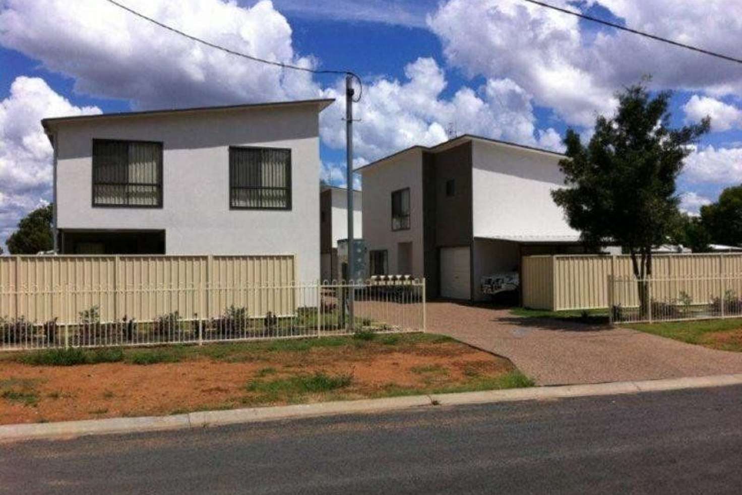 Main view of Homely house listing, 2/6 Holland Street, Chinchilla QLD 4413