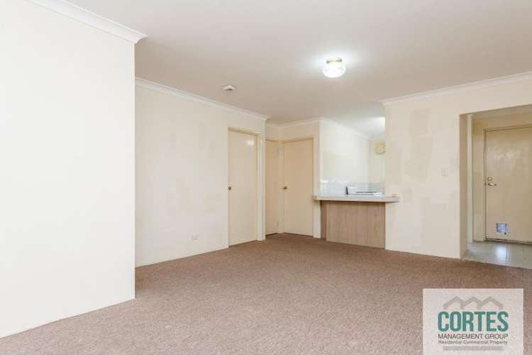 Fifth view of Homely unit listing, 15/2 Pinewood Avenue, Kardinya WA 6163
