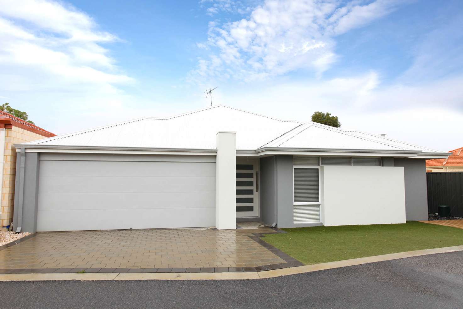 Main view of Homely house listing, 1/3 Willeroo Chase, Carramar WA 6031