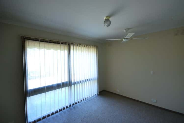 Fifth view of Homely unit listing, 1/32 LAMONT CRESCENT, Cranbourne VIC 3977