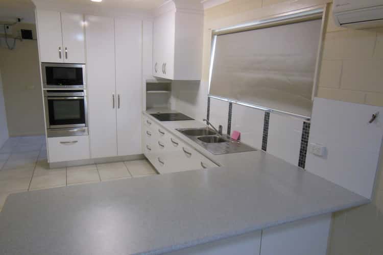 Main view of Homely unit listing, 2/6 Elizabeth Street, Aitkenvale QLD 4814