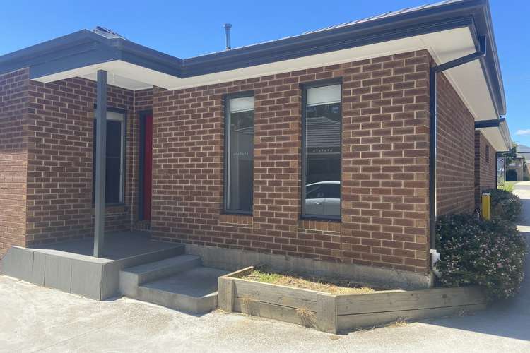 Main view of Homely unit listing, 2/13 STANLEY STREET, Wallan VIC 3756