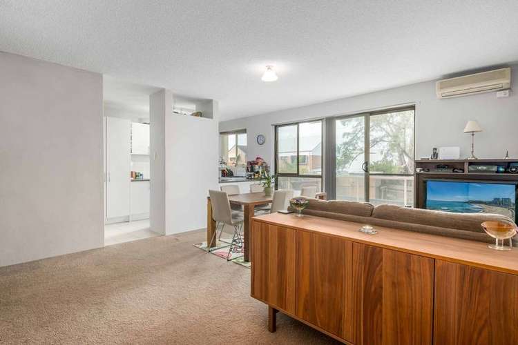 Fifth view of Homely apartment listing, 2/75 Union Street, Cooks Hill NSW 2300