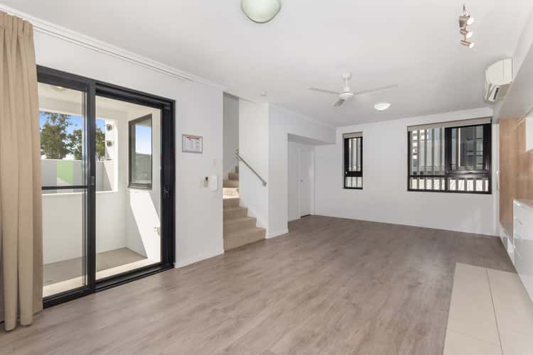 Third view of Homely townhouse listing, 4/5 Kingsway Place, Townsville City QLD 4810