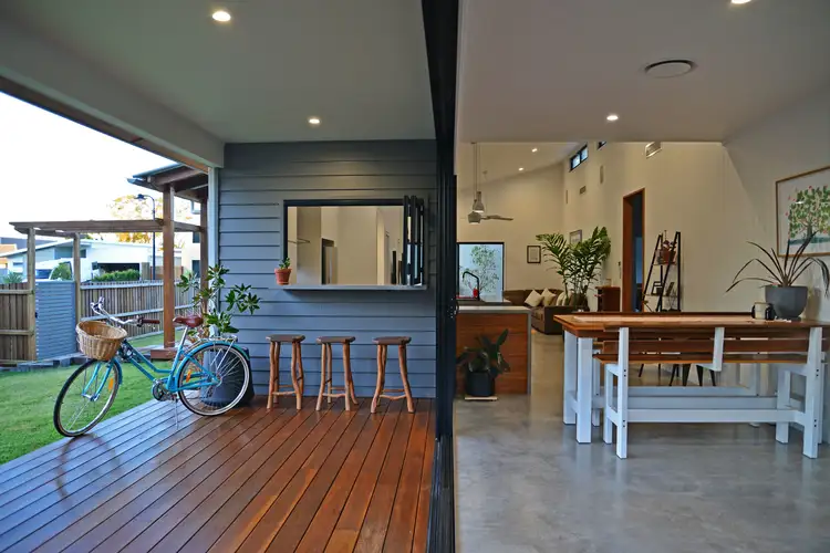 10 Paperbark Place, Mudjimba QLD 4564