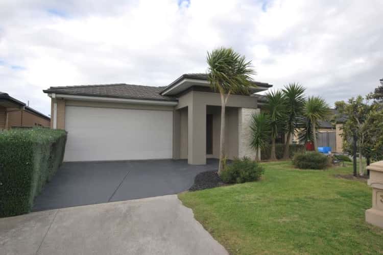 Main view of Homely house listing, 3 SHE OAK PLACE, Cranbourne North VIC 3977