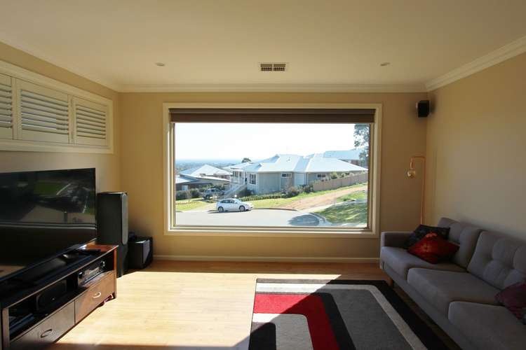 Second view of Homely house listing, 5 Glenrock Close, Bourkelands NSW 2650