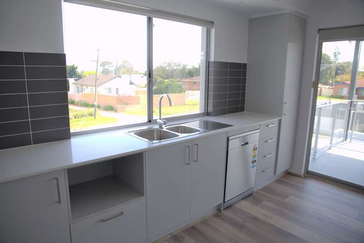 Fifth view of Homely unit listing, 4/4 Beagle Place, Belmont WA 6104