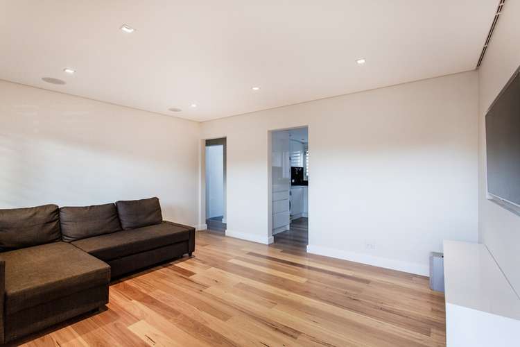 Fifth view of Homely unit listing, 2/25 Oliver Street, Freshwater NSW 2096