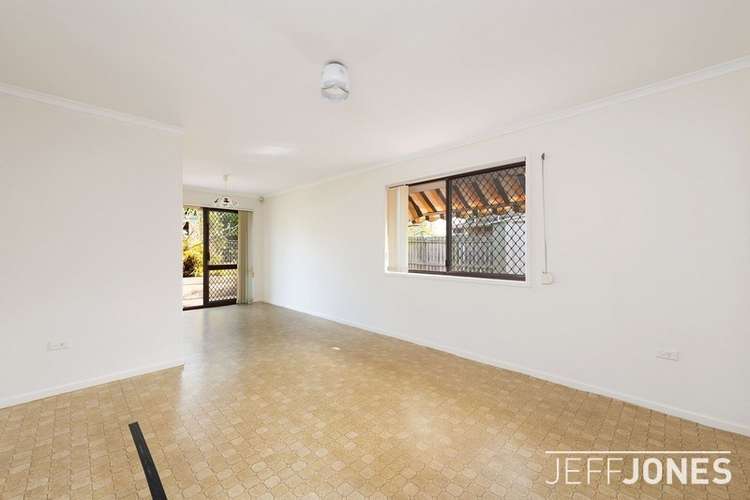 Fourth view of Homely house listing, 2 Lindisfarne Street, Carindale QLD 4152