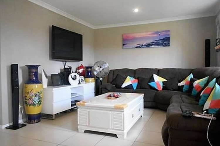 Second view of Homely house listing, 4 Park Close, Hillcrest QLD 4118