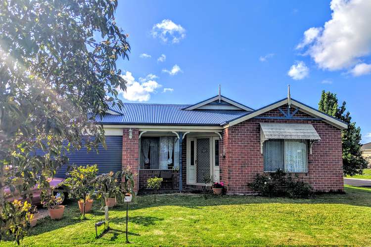 Main view of Homely house listing, 48 Bailey Blvd, Koo Wee Rup VIC 3981