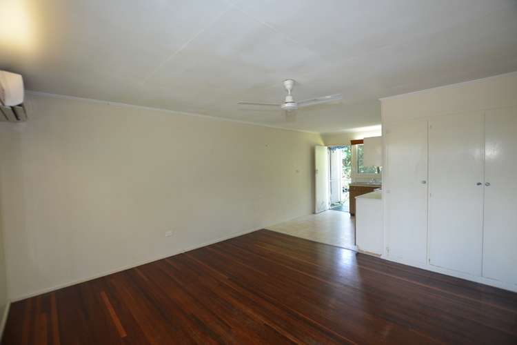 Fourth view of Homely unit listing, 2/9 Roberts Street, Hermit Park QLD 4812