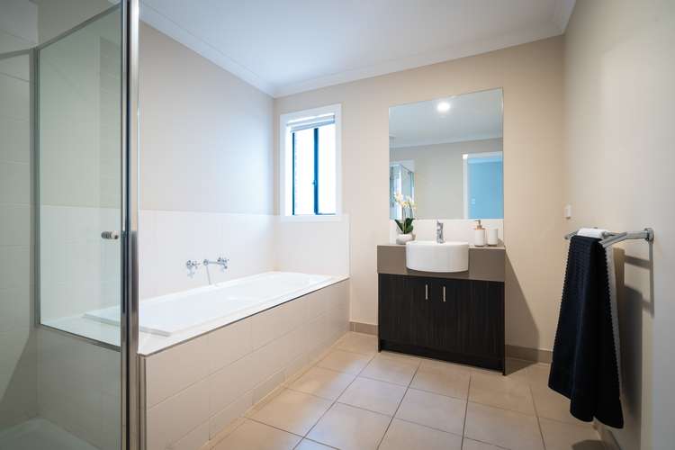 Fifth view of Homely house listing, 52 Mosaic Drive, Lalor VIC 3075