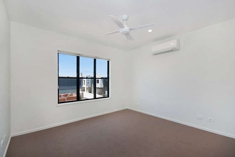 Second view of Homely house listing, ROOM A/22 Balance Place, Birtinya QLD 4575