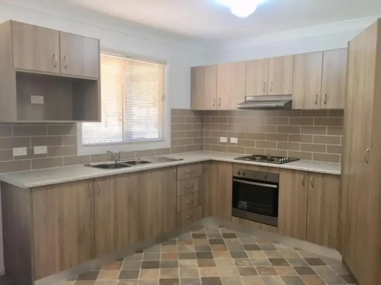 60 Binalong Road
