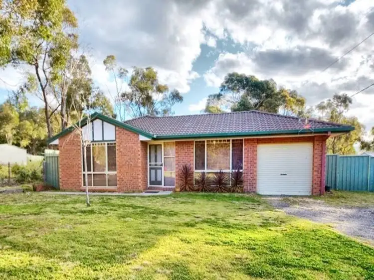 8 Western Road, Yerrinbool NSW 2575