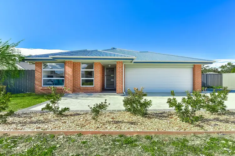 8a Ella Street, Hill Top NSW 2575