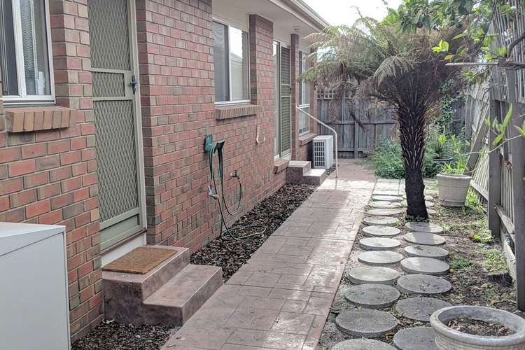 Third view of Homely villa listing, 3/29 Mortimore St, Bentleigh VIC 3204