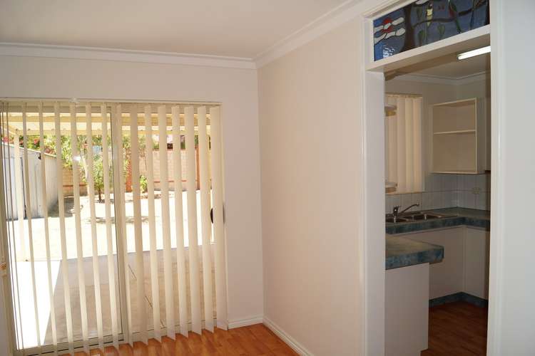 Fifth view of Homely house listing, 32 Brixham Way, Warnbro WA 6169