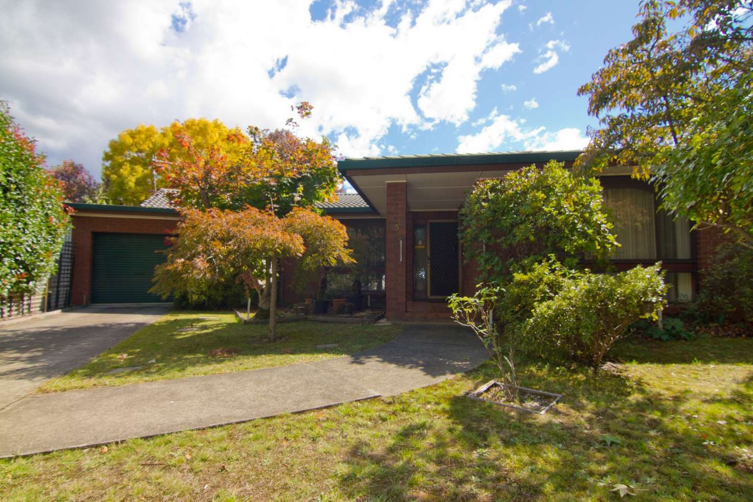 Main view of Homely house listing, 5 Halinka Court, Bright VIC 3741