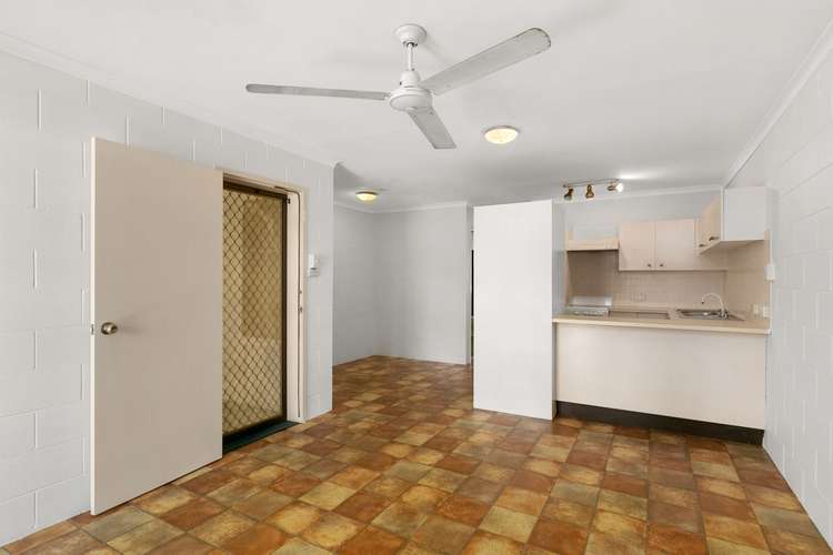 Second view of Homely unit listing, 28/439-443 Severin Street, Manunda QLD 4870
