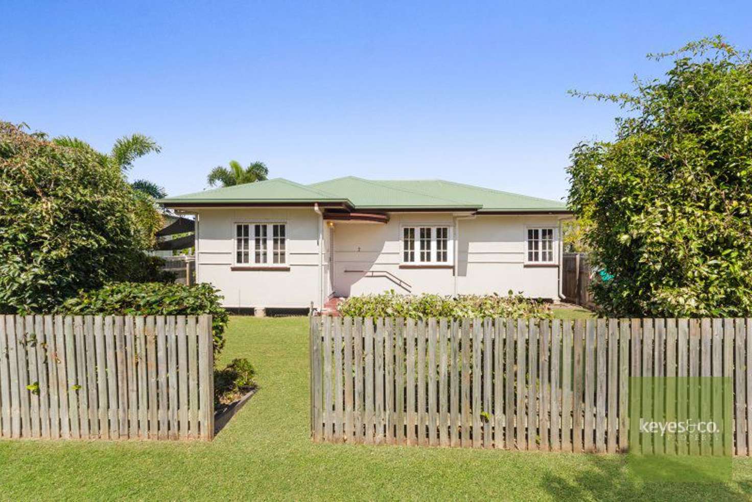 Main view of Homely house listing, 1/7 Frederick Street, Oonoonba QLD 4811