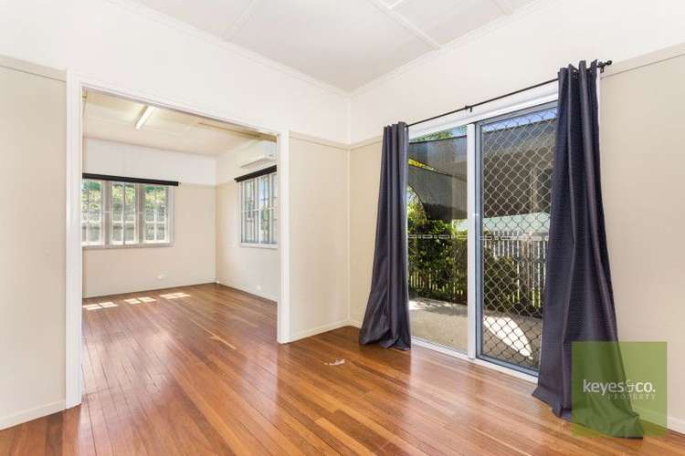 Third view of Homely house listing, 1/7 Frederick Street, Oonoonba QLD 4811