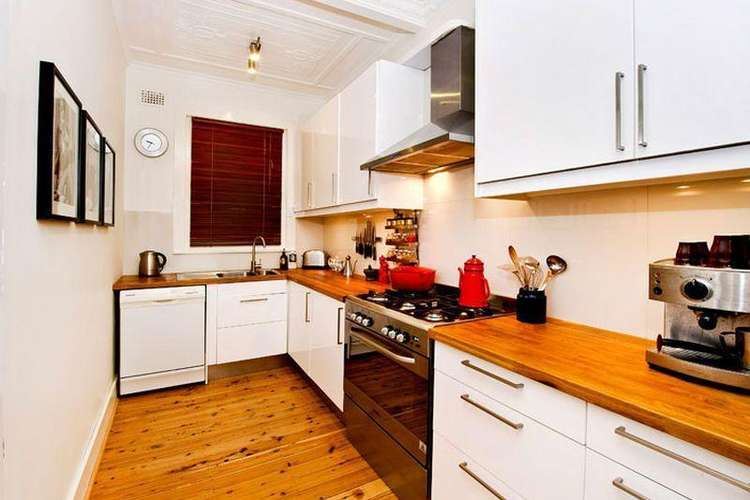 Fourth view of Homely unit listing, 2/180 Wellington Street, Bondi NSW 2026