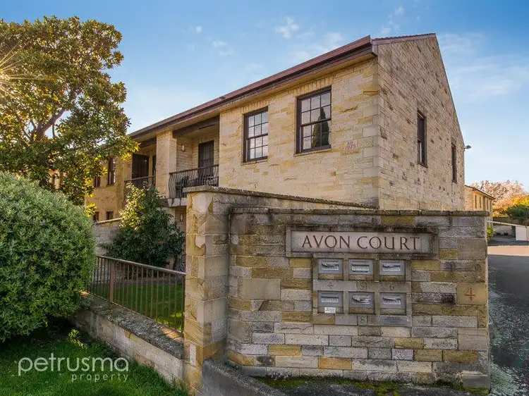 6/4 Colville Street, Battery Point TAS 7004