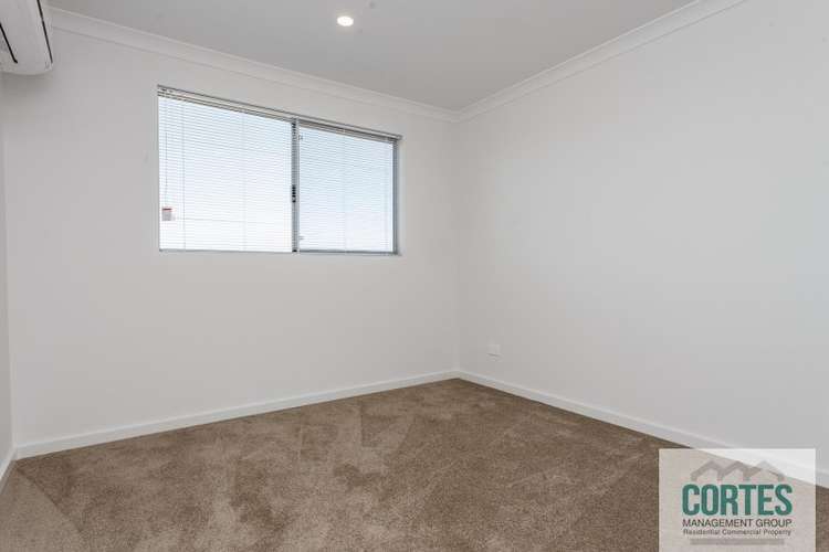 Second view of Homely apartment listing, 29/2 Delaronde Drive, Success WA 6164