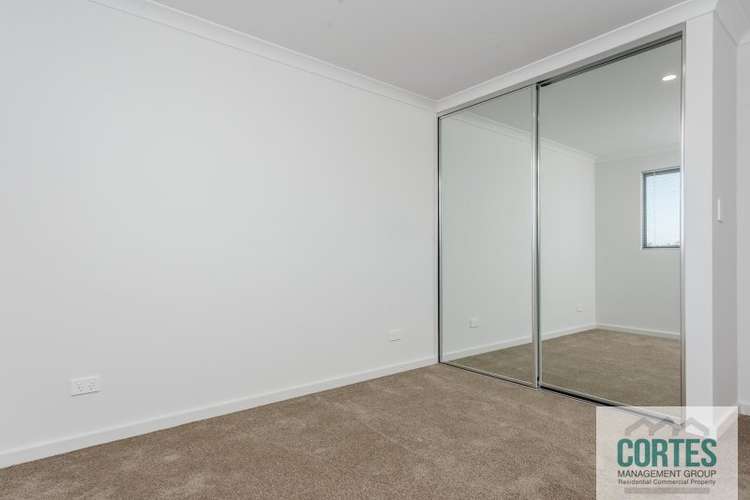 Third view of Homely apartment listing, 29/2 Delaronde Drive, Success WA 6164