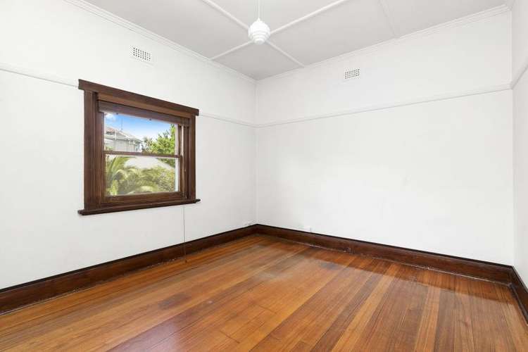 Fifth view of Homely apartment listing, 4/1 Coleridge Str, Elwood VIC 3184