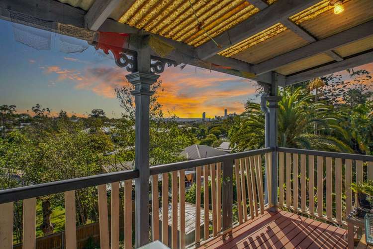 30 Majestic Outlook, Seven Hills QLD 4170