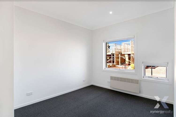 Fifth view of Homely apartment listing, 13/5-13 Oxford Street, Whittington VIC 3219