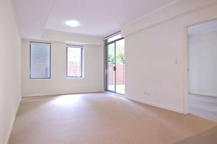 Third view of Homely apartment listing, 4/10 Drovers Way, Lindfield NSW 2070