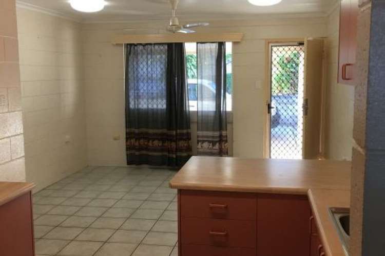 Sixth view of Homely blockOfUnits listing, 66 Stagpole Street, West End QLD 4810