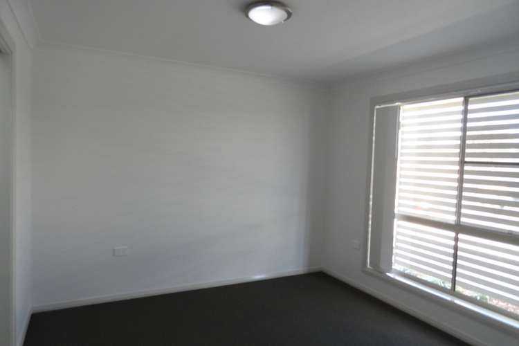 Fifth view of Homely unit listing, 4/104-106 Windmill Rd, Chinchilla QLD 4413