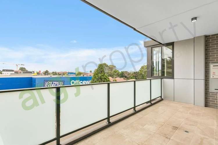 Fourth view of Homely apartment listing, 3.05/23 Plant Street, Carlton NSW 2218