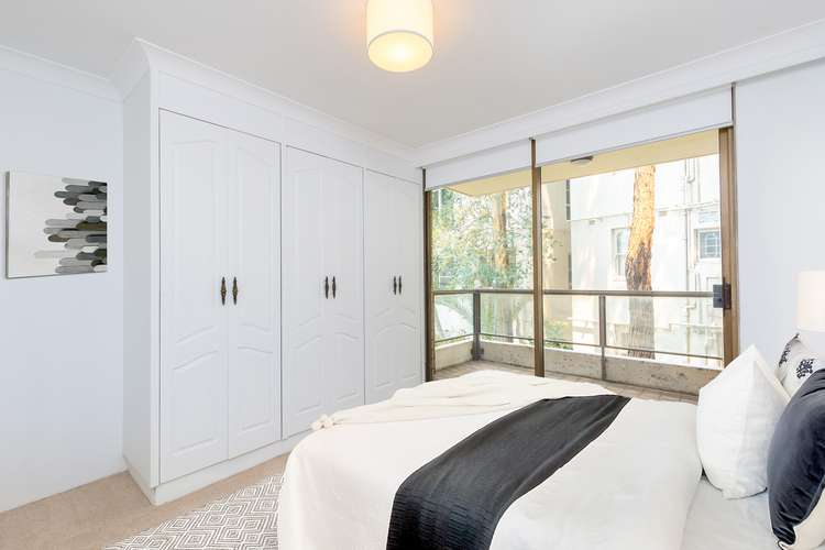 Third view of Homely apartment listing, 5/33 Waratah Street, Rushcutters Bay NSW 2011